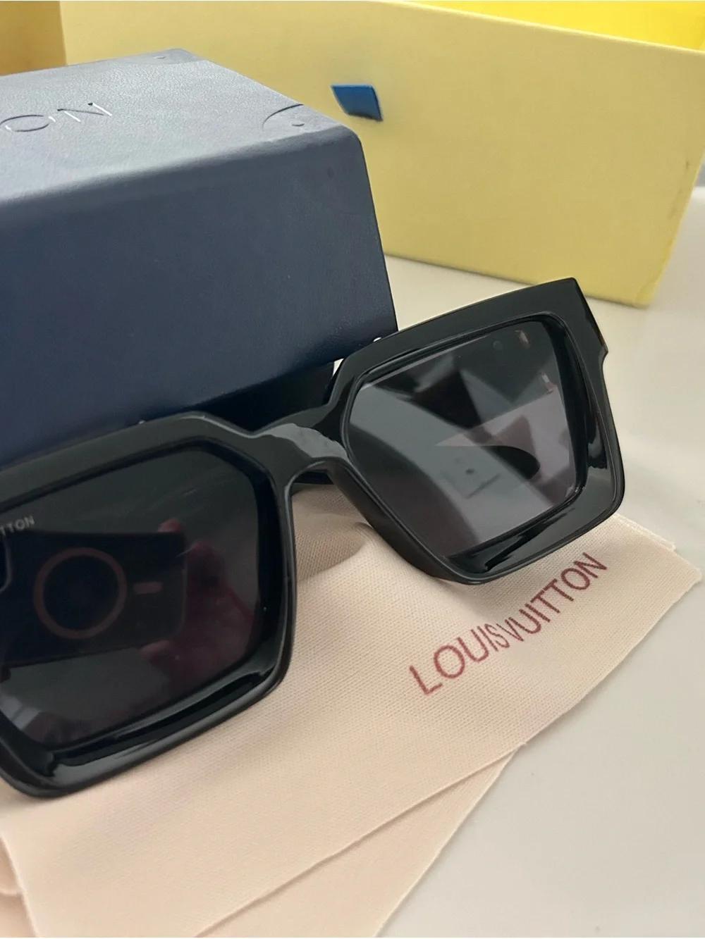 Louis Vuitton Black Sunglasses with Gold Trim 1.1